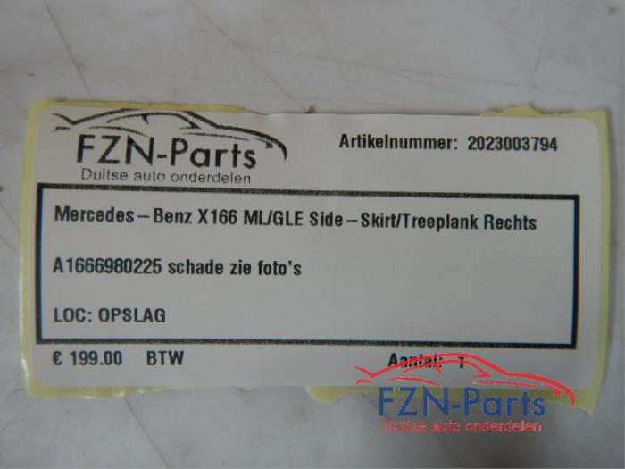 Zijskirt rechts Mercedes GLE (22727845)