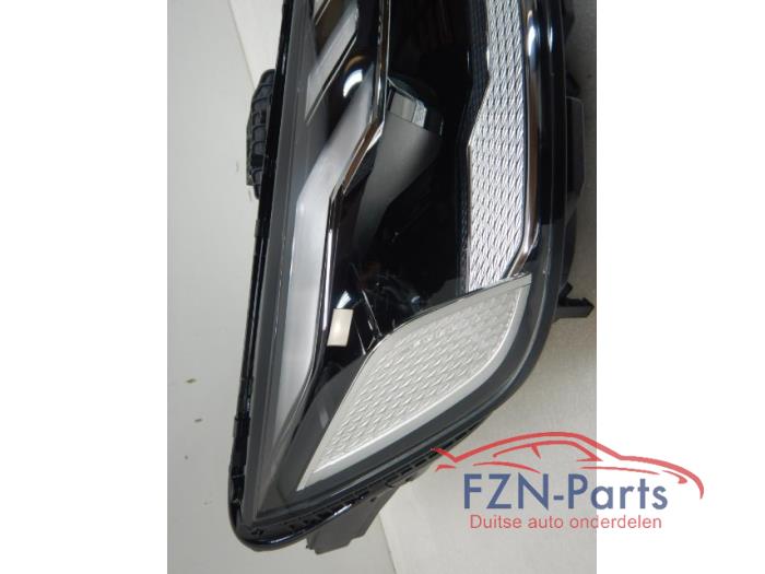 Audi A4 8W Facelift Matrix LED Koplamp Rechts R