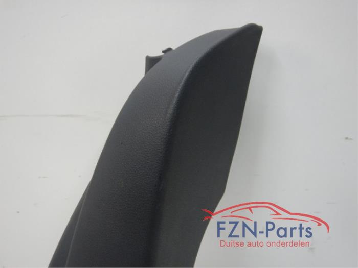 VW Golf 7 Zijdeel Achterbank Plastic Rechts