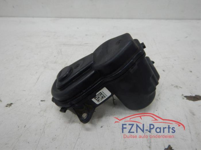 Handrem motor Mercedes B-Klasse (22739756)