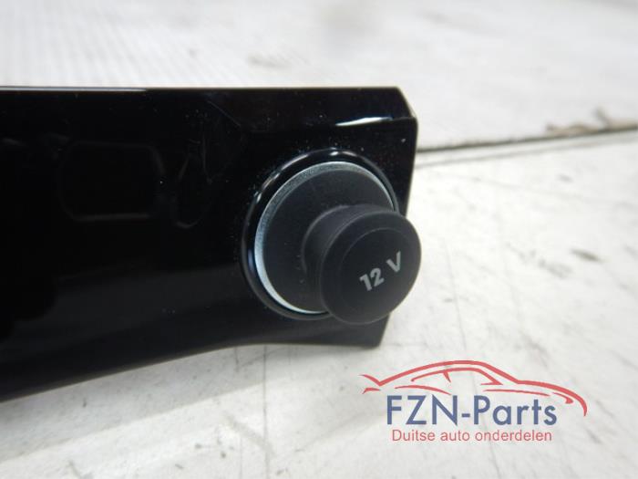 VW T-Cross 2GM Dashboard Inleg Start-Stop met 12V