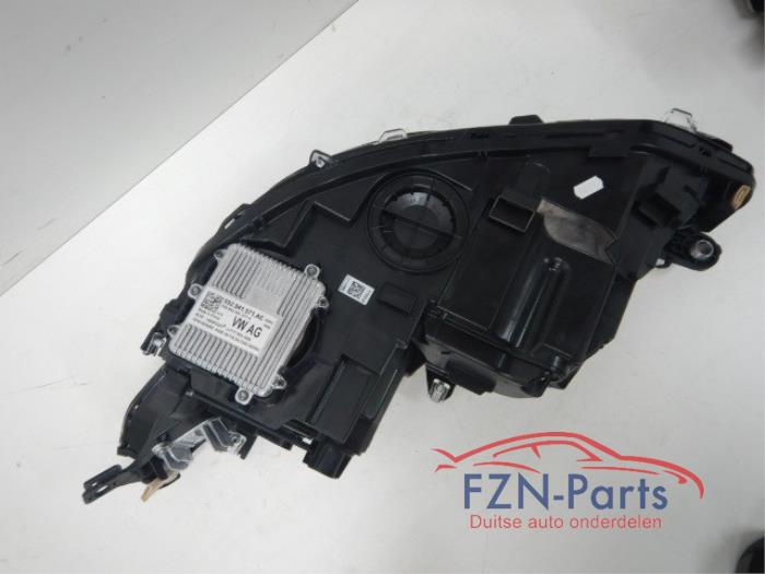 VW Golf 8 Black Edition IQ LED Koplampenset Set L + R