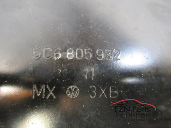 Koplampframe links Volkswagen Jetta (22742999)