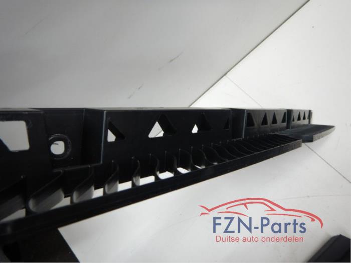 VW Golf 8 Bumpergeleider Achterbumper