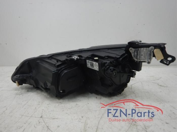 VW Golf 8 GTE IQ LED Koplamp Rechts R