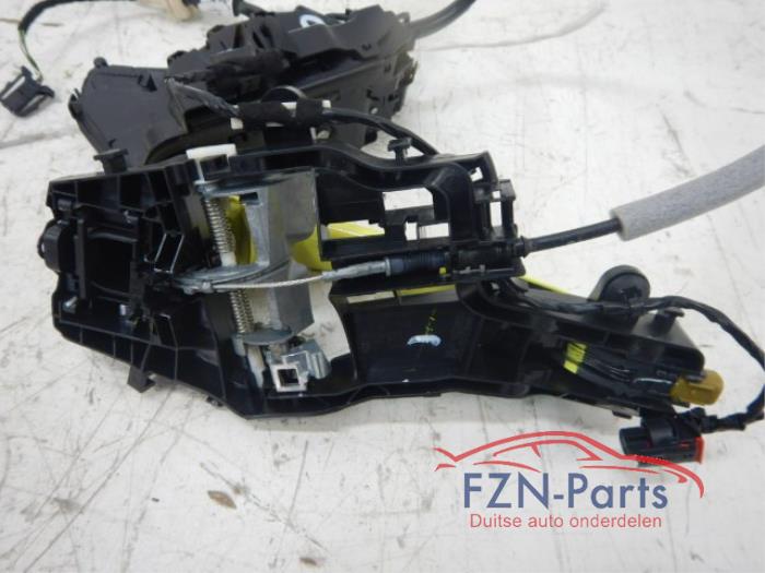 Deurslot Mechaniek 4Deurs rechts-voor Volkswagen Tiguan (22741642)