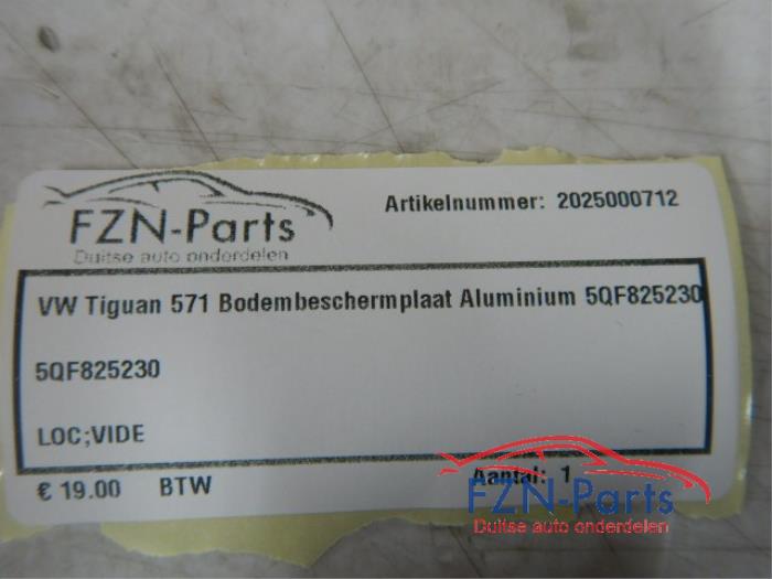 VW Tiguan 571 Bodembeschermplaat Aluminium