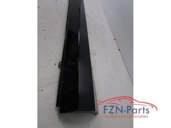 Audi A3 8V5 Facelift S-Line Sedan Sideskirt Links LY9T