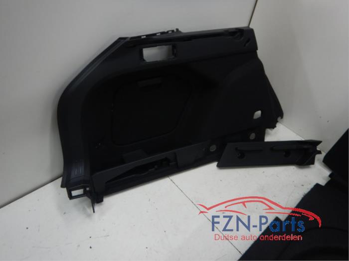 VW Golf 8 Variant Achterklep Bekleding + Instap + Laadvloer
