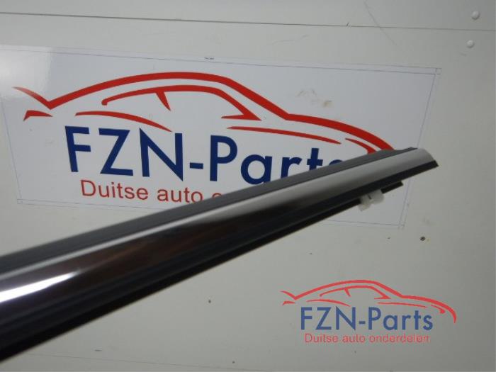 Mitsubishi Outlander Raamlijst Portier Rechts-Voor