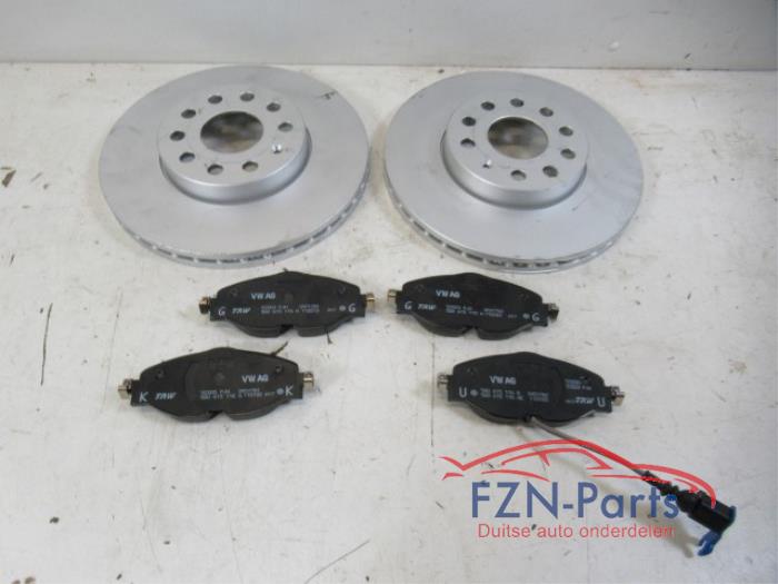 Mistlamp rechts-voor Volkswagen Tiguan (22736156)