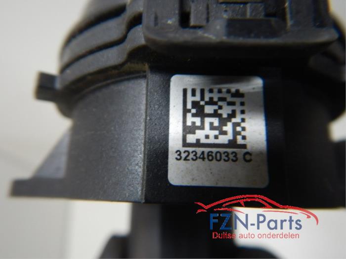 Meredes-Benz W176 A-Klasse Remvacuumpomp Links 176 03 176 0332346033C A 250 (176.044) 55334 01-06-2012 01-05-2018
A 180 CDI (176.000) 55337 01-06-2012 01-10-2014
A 160 (176.041) 114944 01-07-2015 01-05-2018
A 160 CDI / d (176.011) 59558 01-06-2013 01-05-2018
A 250 4-matic (176.046) 59559 01-06-2013 01-05-2018
A 200 CDI (176.001) 55338 01-06-2012 01-10-2014
A 200 (176.043) 55333 01-06-2012 01-05-2018
A 180 (176.042) 55332 01-09-2012 01-05-2018
A 220 CDI (176.003)