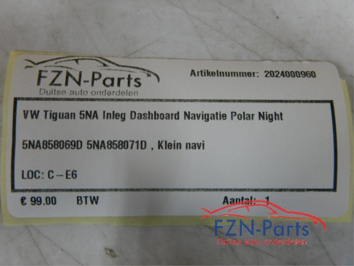 VW Tiguan 5NA Inleg Dashboard Navigatie Polar Night