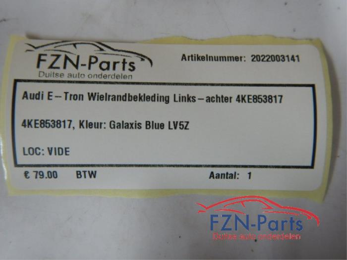 Wielrand achter Audi E-Tron (22742836)