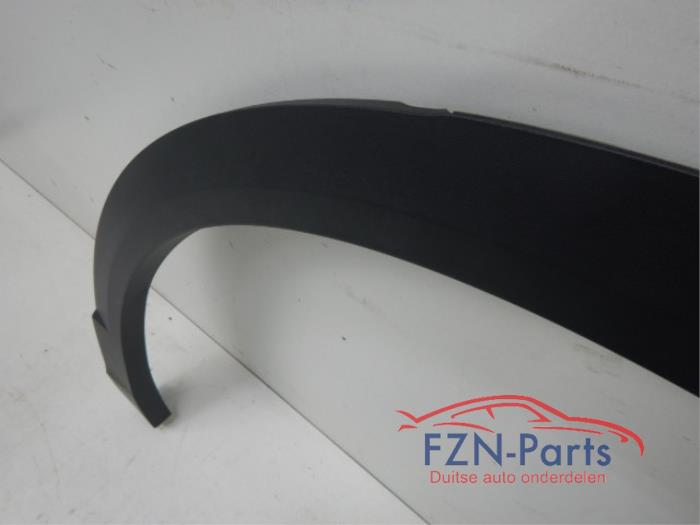 Wielrand achter Volkswagen T-Roc (22742703)