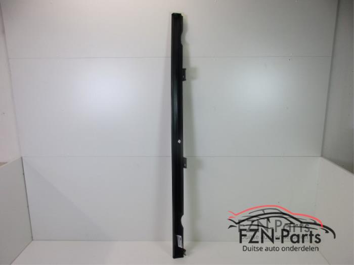 VW Golf 7 R R20 R-Line Sideskirt Links LA7N Limestone Grey