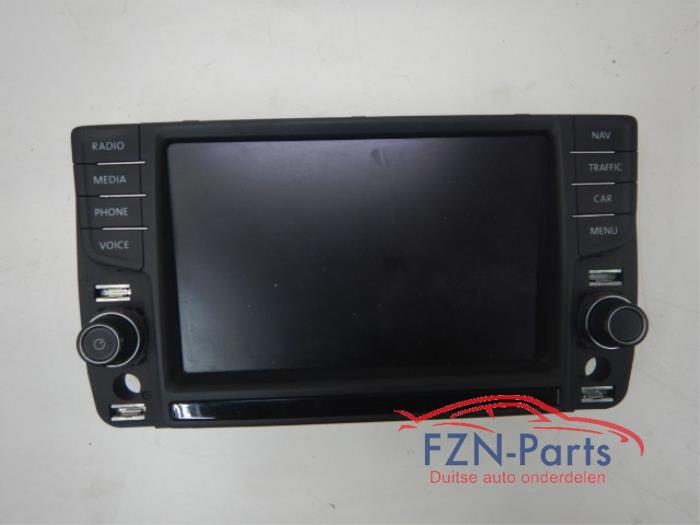 VW Golf 7 GTE Infotainment Discover Pro Navigatiescherm