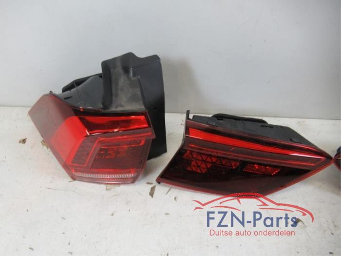 Mistlamp rechts-voor Volkswagen Tiguan (22736156)