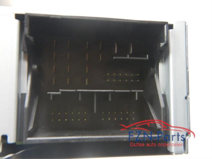 VW Tiguan 571 Multimedia Unit Navigatie Box