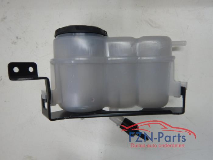 VW Golf 8 GTE Extra Koelvloeistof Tank