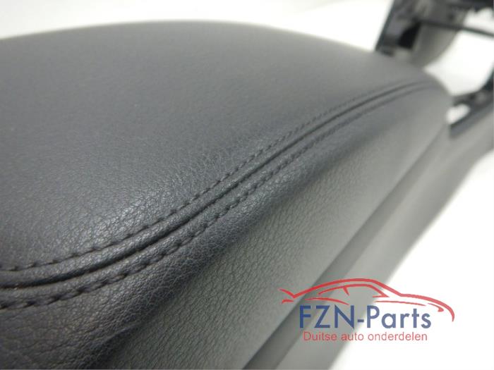Audi A3 8V MiddenConsole Armsteun