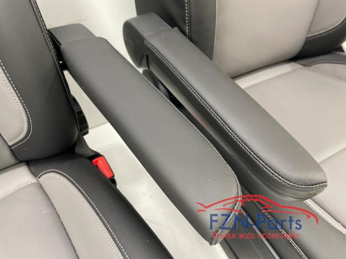 Voorstoelen links+rechts Volkswagen Transporter (22798547)