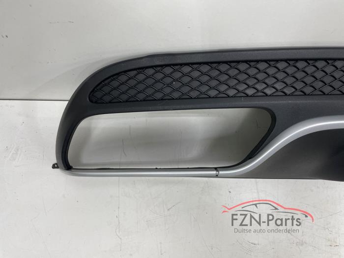 MB C-Klasse W205 C63 AMG PDC Diffuser Achterbumper. Lichte Schade