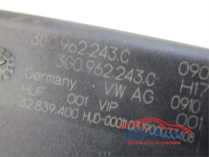 Module achterklep motor Volkswagen Touran (22740412)