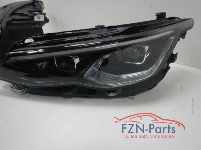 VW Golf 8 Black Edition IQ LED Koplampenset Set L + R