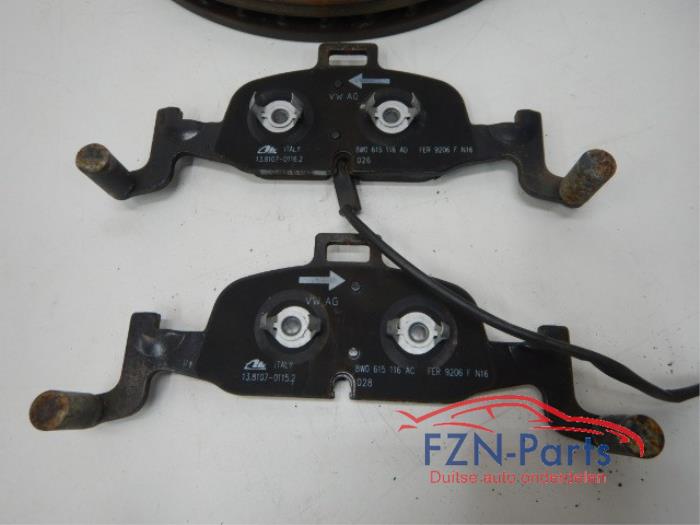 Audi A4 8W Remset Voorzijde Remblokken Remschijven 35 TDI Mild Hybrid 137090 01-03-2019 07-03-2024
2.0 TDI quattro 122059 01-09-2016 01-11-2019
50 TDI quattro 135680 01-07-2018 07-03-2024
30 TDI Mild Hybrid 137333 01-07-2019 07-03-2024
40 TDI Mild Hybrid quattro 141581 01-05-2020 07-03-2024
35 TDI 136107 01-08-2015 07-03-2024
2.0 TFSI quattro 117113 01-11-2015 01-11-2019
2.0 TFSI 117078 01-05-2015 07-03-2024
1.4 TFSI 117077 01-08-2015 01-11-2019
3.0 TDI 117084 01-09-2015 01-08-2018
2.0 TFSI Mild Hybrid quattro