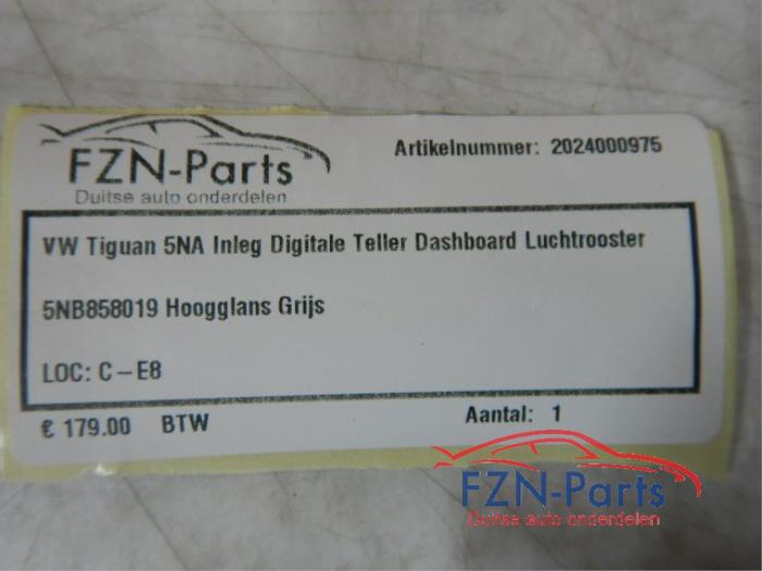 VW Tiguan 5NA Facelift Inleg Digitale Teller Dashboard Luchtrooster