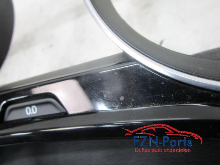 VW Touran 5TB Dashboard Inleg Hoogglans Zwart