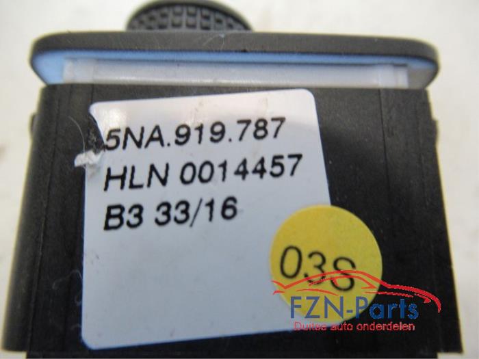 VW Passat B8 Head-up Display Schakelaar