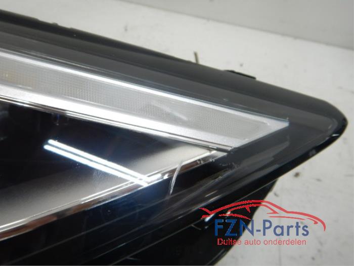 Audi A3 8Y VOLLED Koplamp Rechts