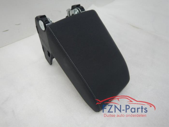 VW Golf 8 Armsteun Stof Wit Stiksel