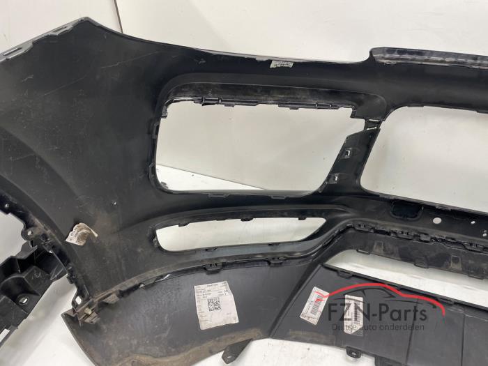 Porsche Cayenne 9Y Voorbumper 4 PDC Schade