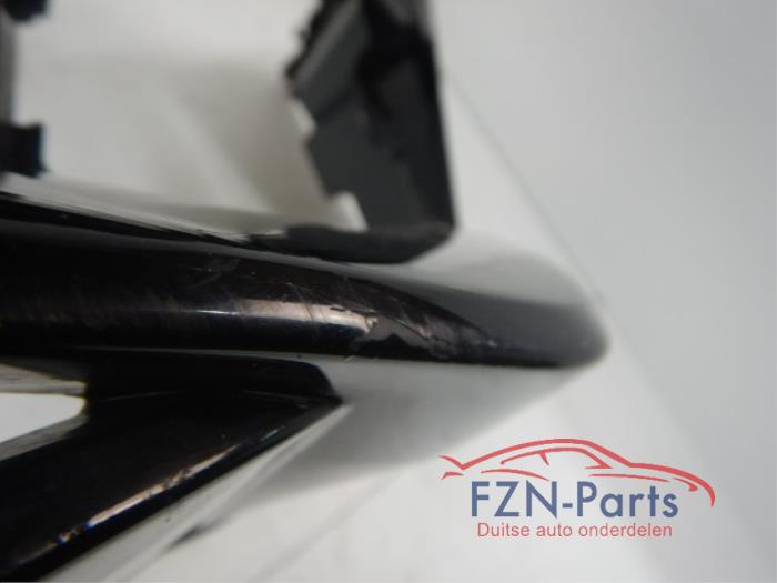 Audi A4 8W Voorbumper Kale Hoes