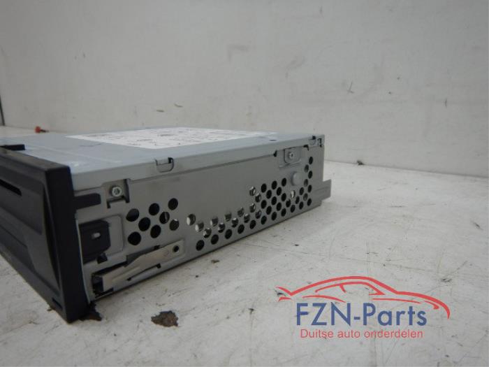 VW Golf 7 Navigatie Multimedia Box