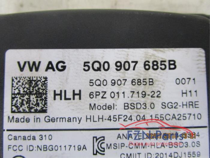 VW Golf 7 Side Assist Module Links