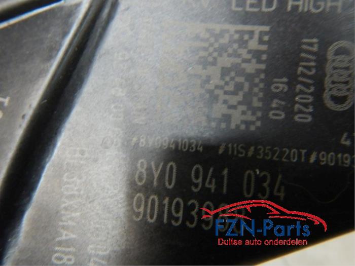 Audi A3 8Y VOLLED Koplamp Rechts