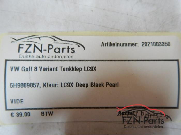 VW Golf 8 Variant Tankklep LC9X