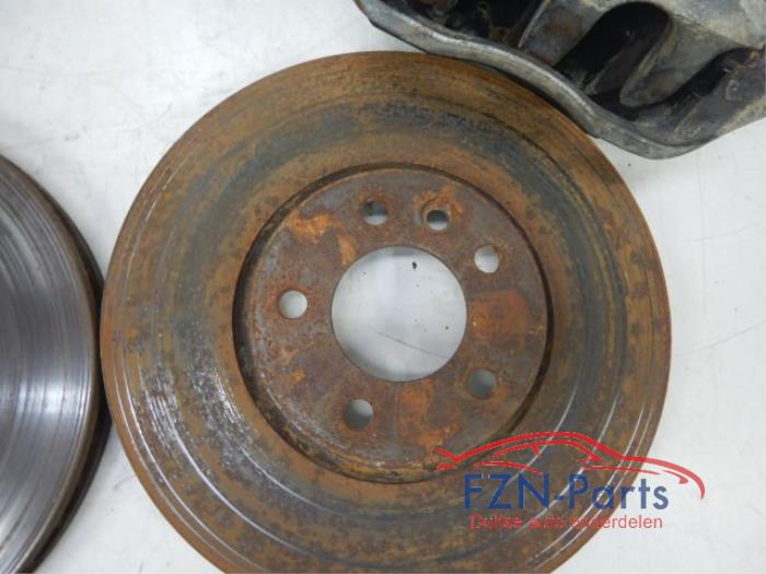 Remschijf + blok voor Volkswagen Transporter (22738781)