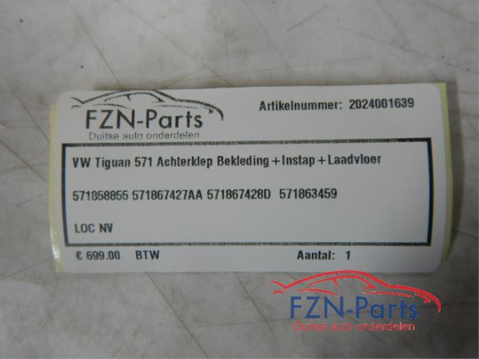 VW Tiguan 571 Achterklep Bekleding + instap + Laadvloer