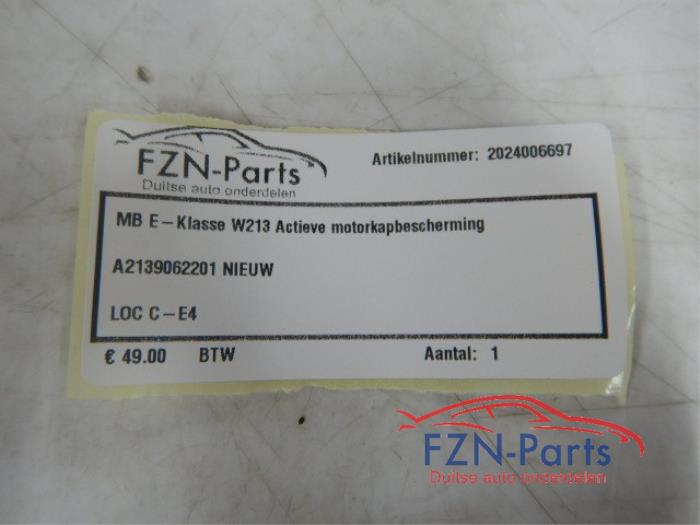 Mercedes-Benz E-Klasse W213 Actieve Motorkapbescherming