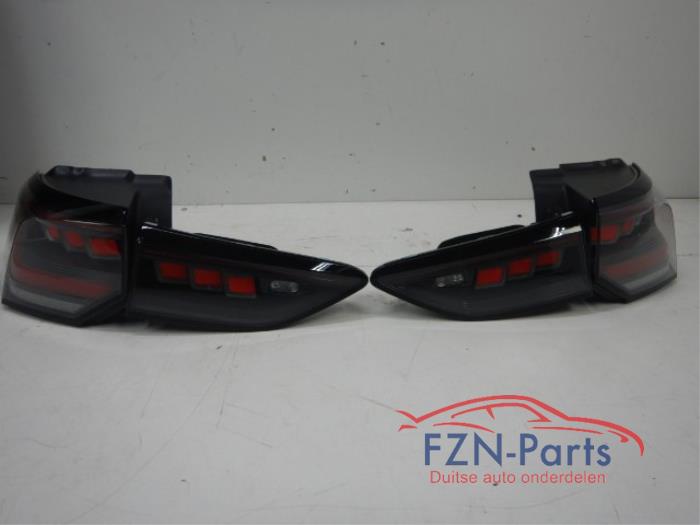 VW Golf 8 Facelift IQ Light Achterlichten Set Dynamisch