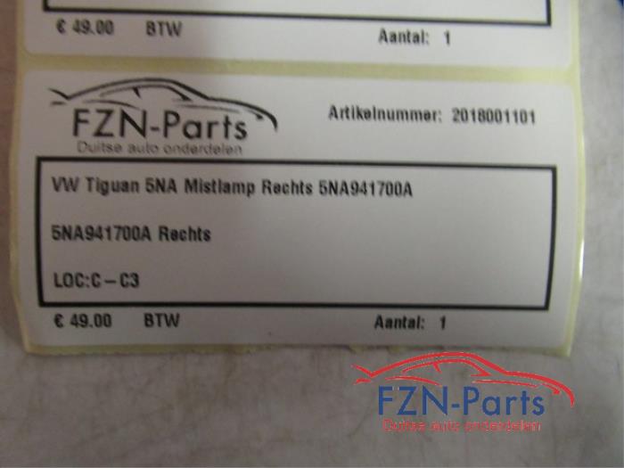 Mistlamp rechts-voor Volkswagen Tiguan (22736156)