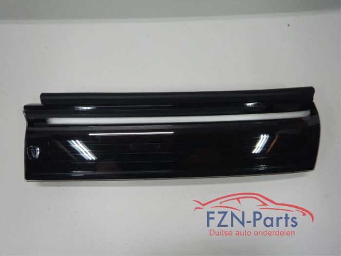 VW Tiguan 571 Verlichting Grille Set L+R
