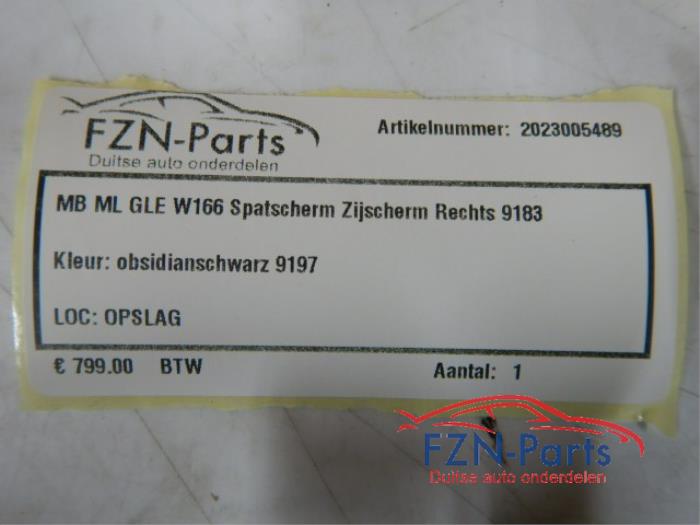 Mercedes Benz ML W166 Spatscherm Zijscherm Rechts