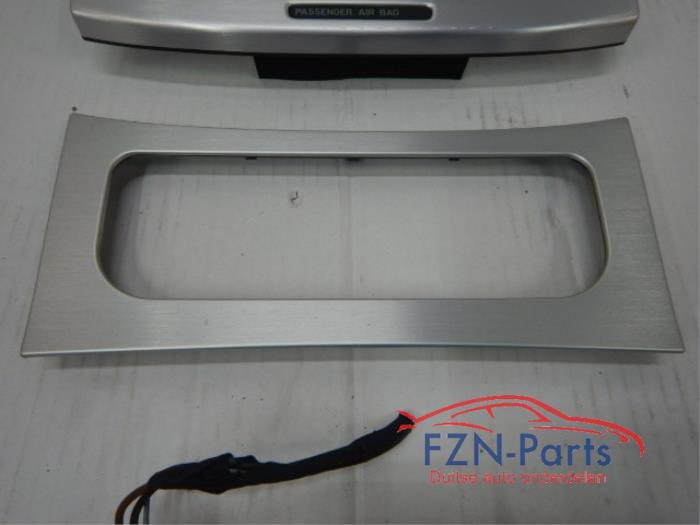 VW Passat 3C8 Inleg Dashboard Grijs Aluminium Look