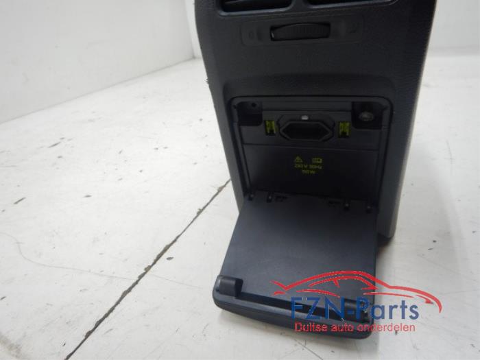 VW Golf 6 GTI 1K8 Armsteun Stof Media